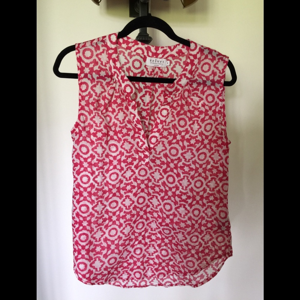Velvet by Graham and Spencer red/white print tank